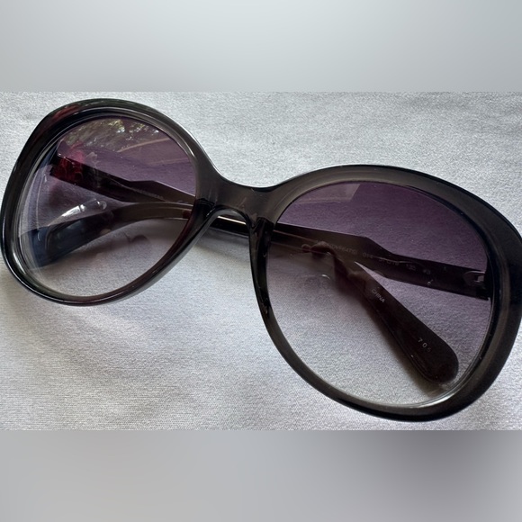DVF Sunglasses - Picture 6 of 9